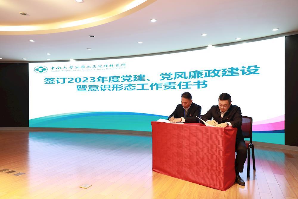 01f4e003e6674cd794d7c2e03d7b17a2.jpg 01f4e003e6674cd794d7c2e03d7b17a2.jpg