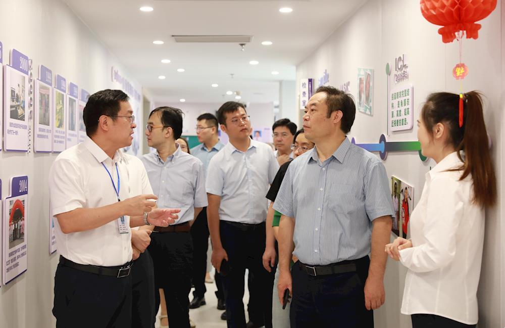 dac40112c4394eb9afe1c52885093105.JPG dac40112c4394eb9afe1c52885093105.JPG