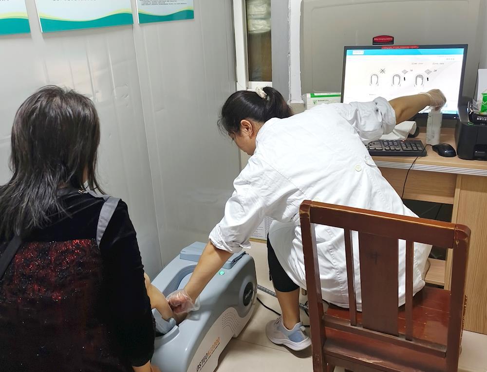 fe3e0fb22b0f4538a9e595415cde7676.jpg fe3e0fb22b0f4538a9e595415cde7676.jpg